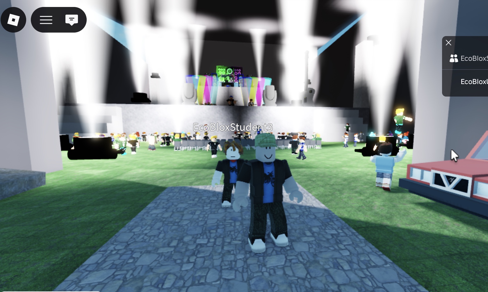 Student-built K-Pop concert stage in Roblox